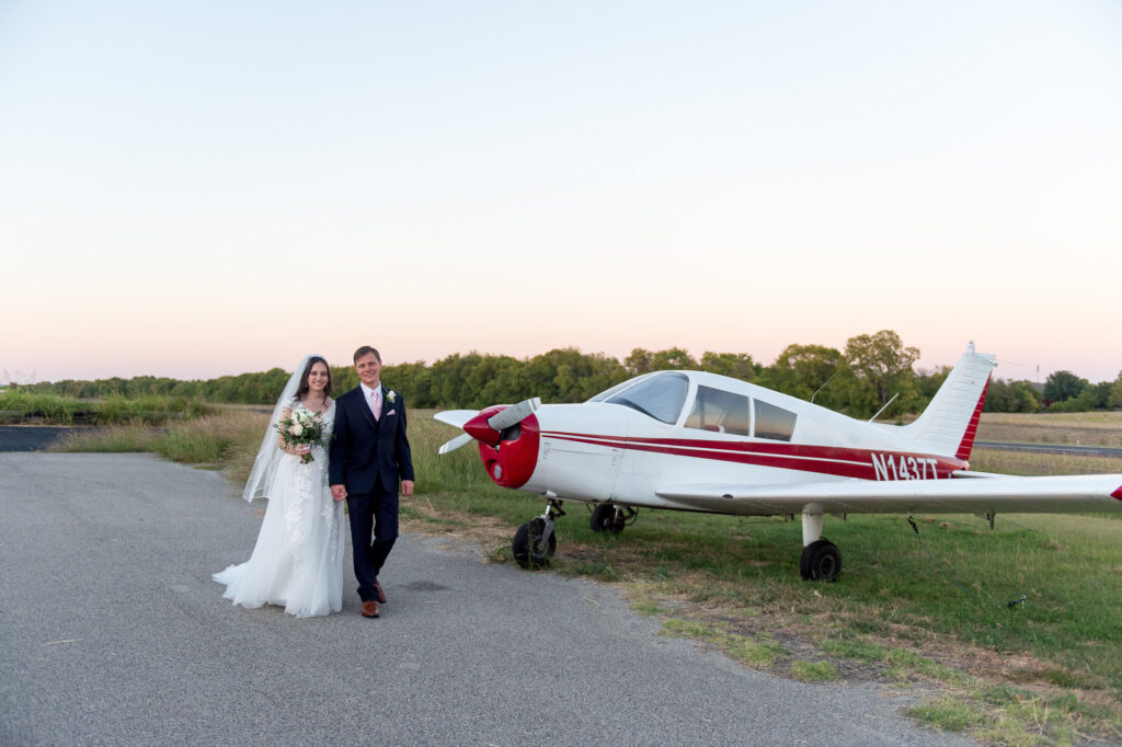 Aero Country Airport-T31 Mckinney, TX wedding photographer