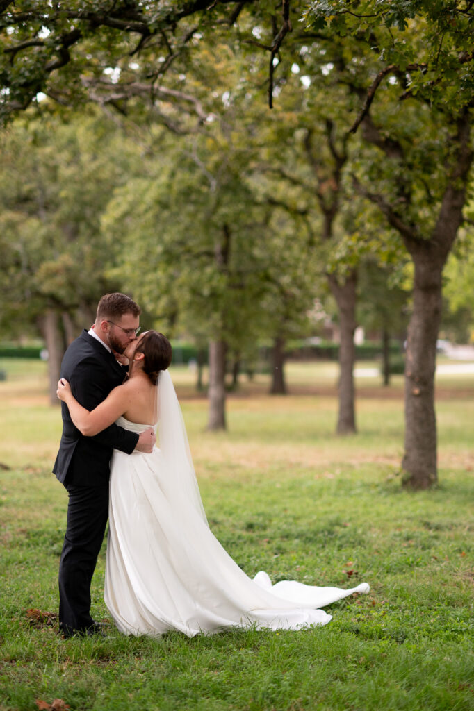 Denton Bible Church, Denton, TX wedding photographer